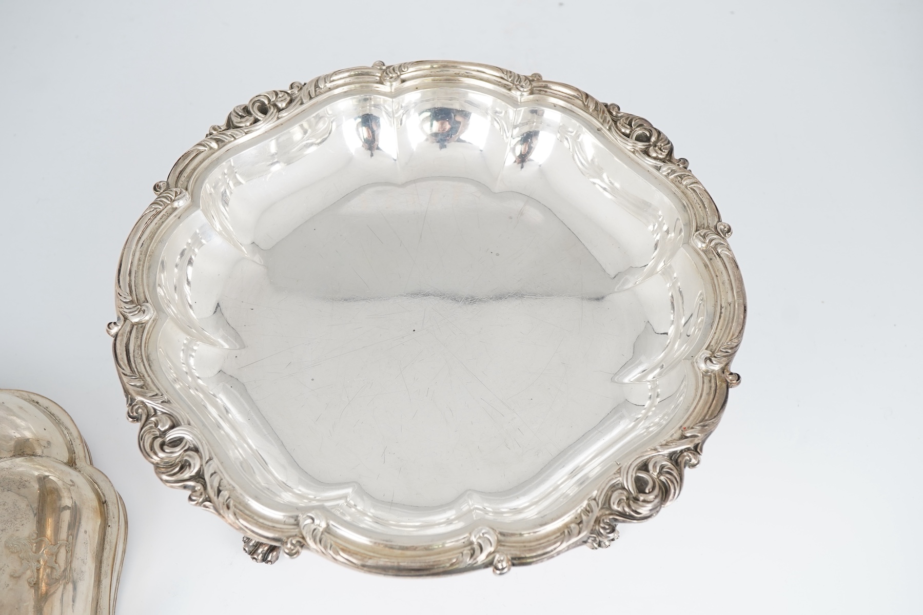 A William IV silver vegetable dish on stand with burner, maker possibly William Eaton
